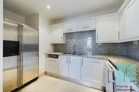 2 bedroom penthouse to rent, Belvedere Road, London SE1