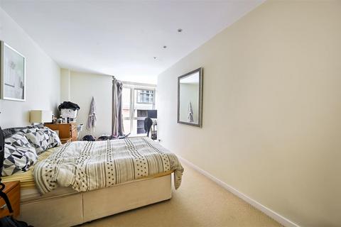 1 bedroom apartment for sale, 10 Hosier Lane, London EC1A
