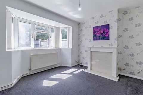 3 bedroom semi-detached house for sale, Elmwood Avenue, Doncaster DN6