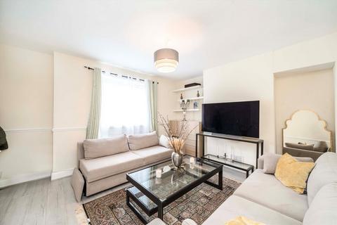 52 Almond Grove, Brentford, TW8 8NL