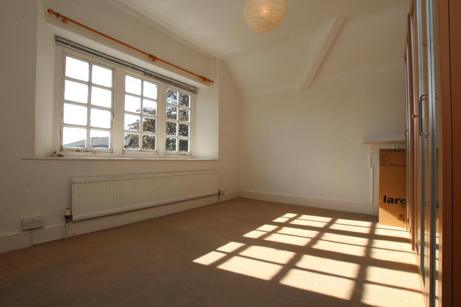 Apartment in Bristol - View 3