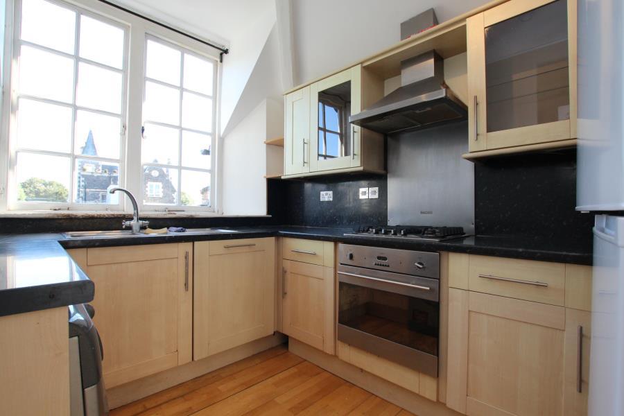 Apartment in Bristol - More