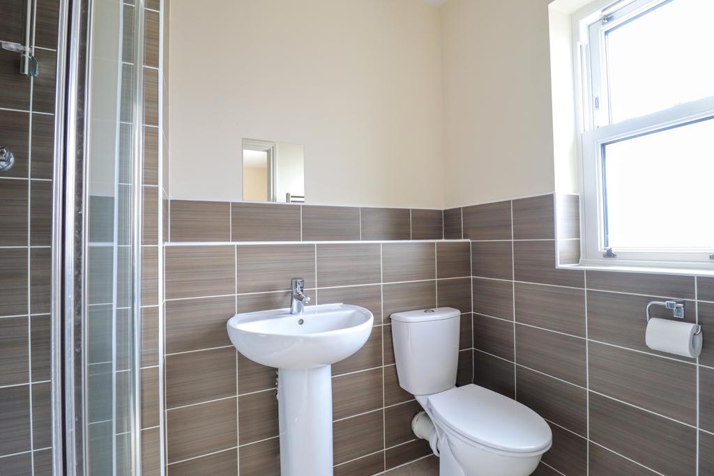 55 Watson House en-suite