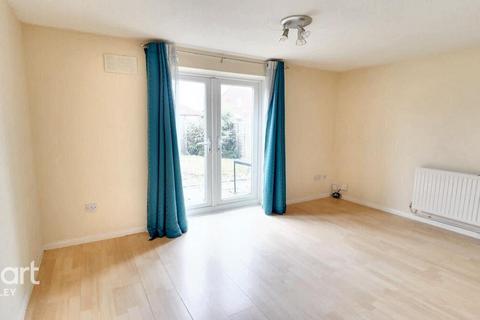 1 Branton Close, Luton, LU2 9TY