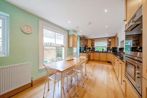 4 bedroom house for sale, Sugden Road, London, SW11