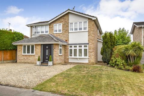 4 bedroom detached house for sale, Five Acres, Danbury