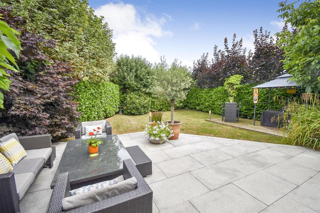 Garden1.jpg