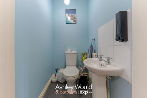 undefined, The Willows, Dudley DY2
