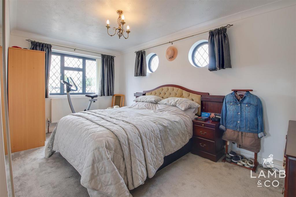 Ground floor bedroom