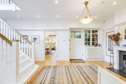 undefined, West Heath Avenue, London