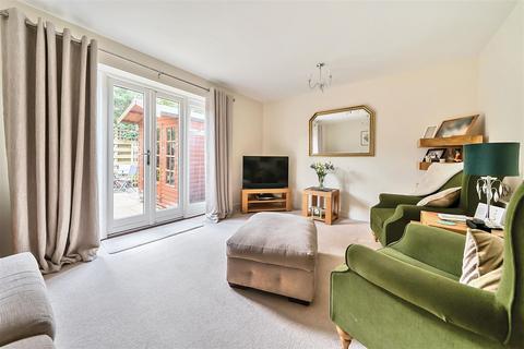 2 Stone Hill View, Hanham, Bristol, BS15 3SZ