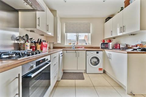 2 Stone Hill View, Hanham, Bristol, BS15 3SZ