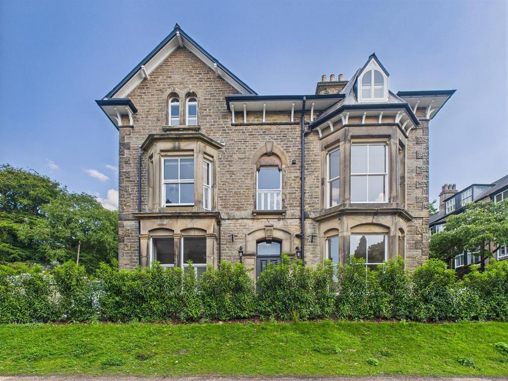 CAM03145 G0-PR0367-STILL003.jpg