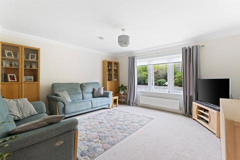 12 Fyvie Close, Auchterarder, PH3 1FZ