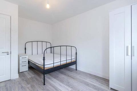 5 bedroom maisonette to rent, Lower Marsh Lane, Kingston upon Thames KT1