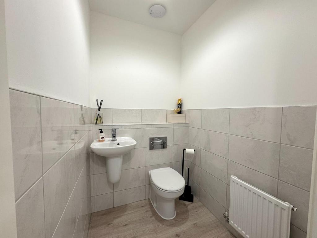 Ground floor w/c