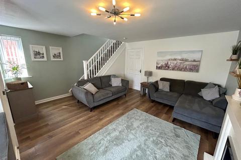 undefined, Ledgard Avenue, Leigh