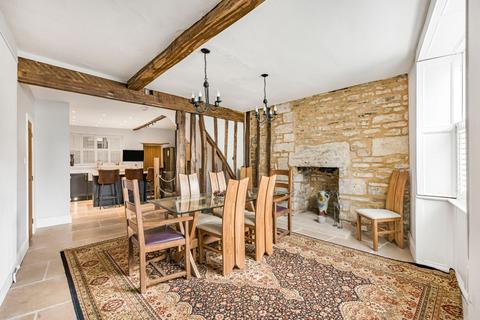 4 bedroom terraced house for sale, Church Street, Tetbury, Gloucestershire, GL8