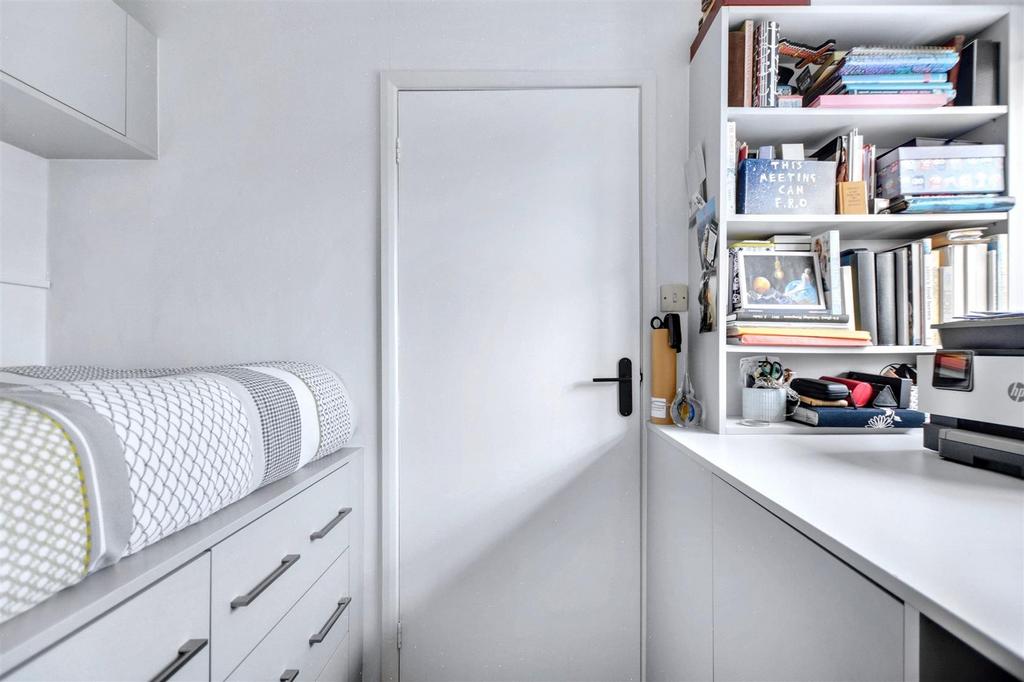 Bedroom 3/Office