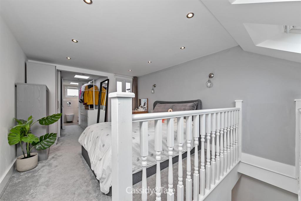 22 Castle Road-21.jpg