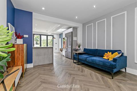 3 bedroom terraced house for sale, Castle Road, St. Albans