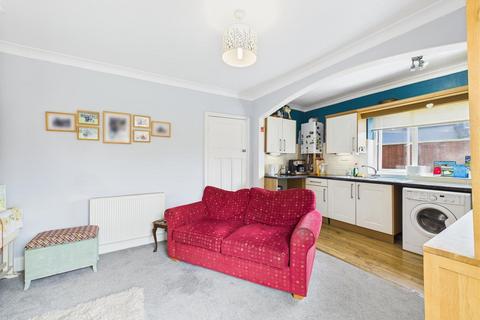 3 bedroom semi-detached house for sale, Hermitage Road, Bridlington