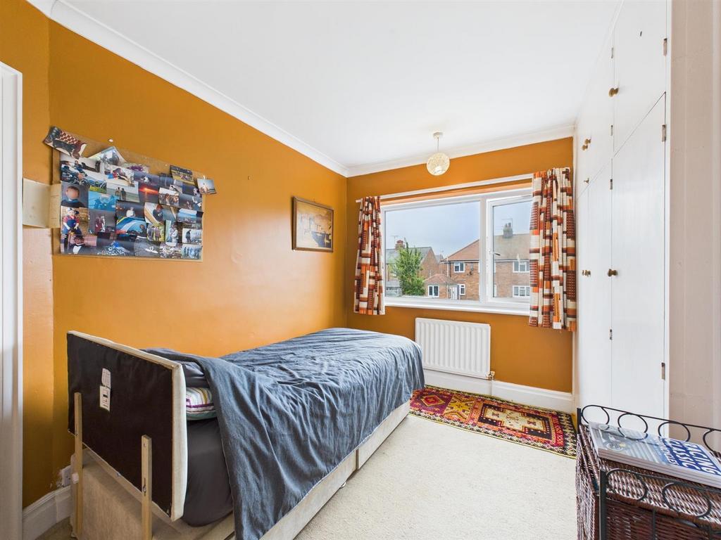 Bedroom: