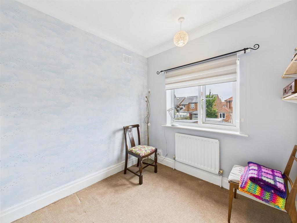 Bedroom: