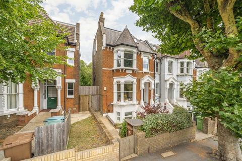 2 bedroom flat for sale, Ferme Park Road, London N4