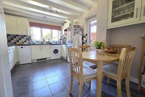 4 bedroom detached house for sale, Fowler Place, Stourport-On-Severn