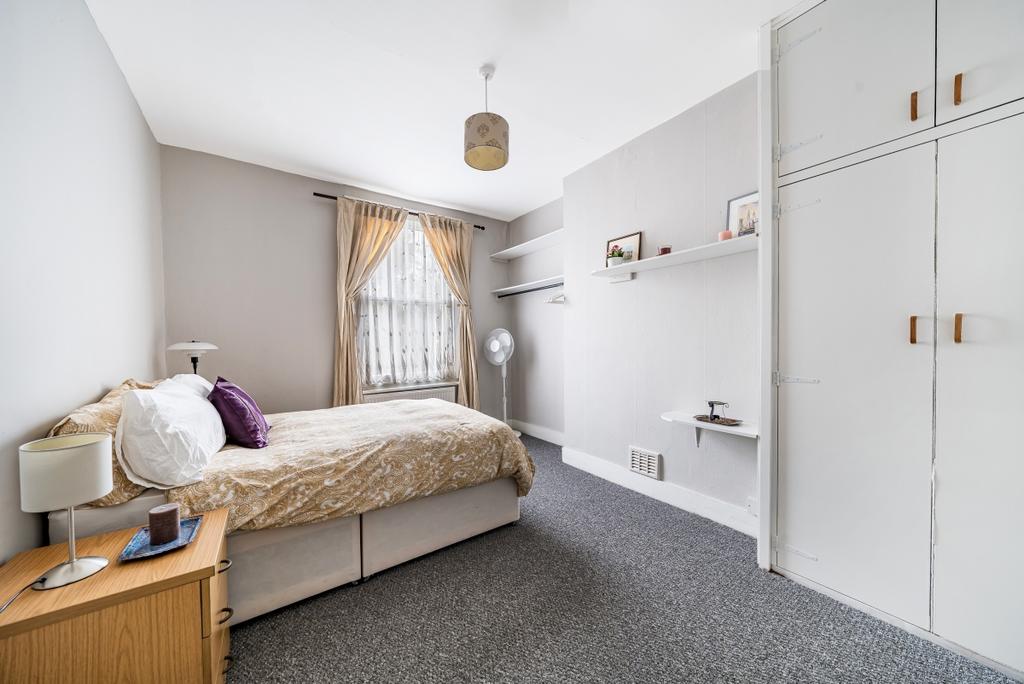 Apartment in London - View 3