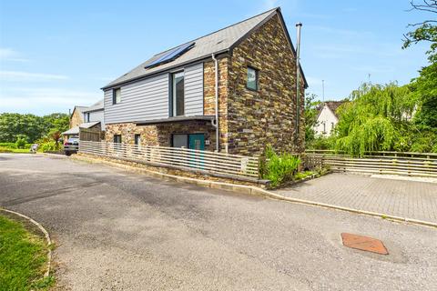 undefined, Poughill, Cornwall EX23