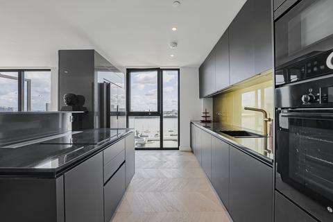 3 bedroom flat for sale, Waterman Gardens, 3 Tidemill Square, Lower Riverside, Greenwich Peninsula, SE10