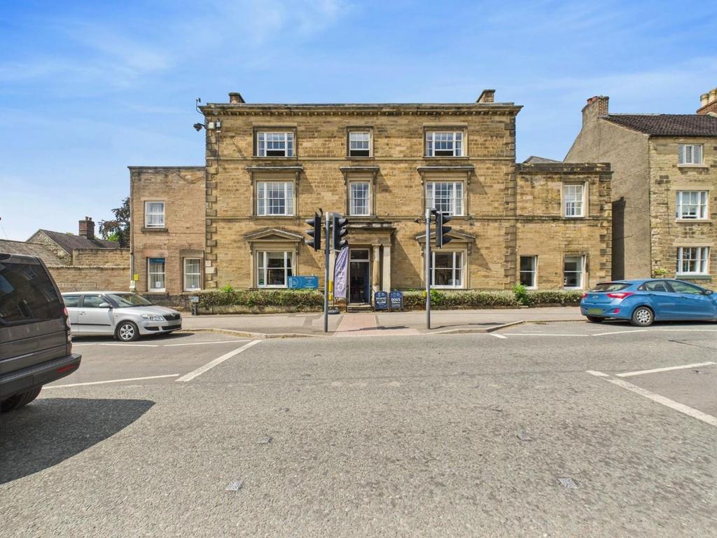 CAM05513 G0-PR0019-STILL021.jpg