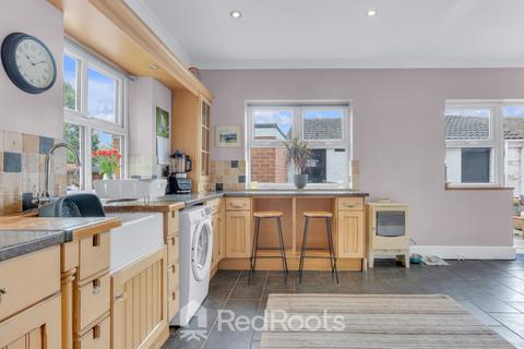 4 bedroom semi-detached house for sale, High Street, Pontefract WF9