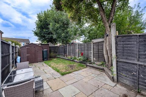 undefined, Amesbury Close, Epping