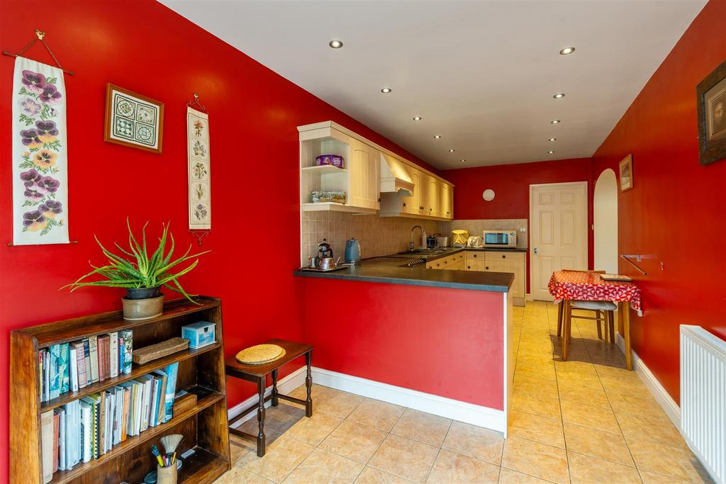 81 Mill Lane 16.jpg