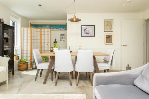 2 bedroom flat for sale, Old Bridge Road, Whitstable, Kent, CT5