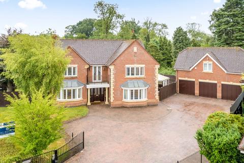 5 bedroom detached house for sale, Stretton Hall, Leicester LE2