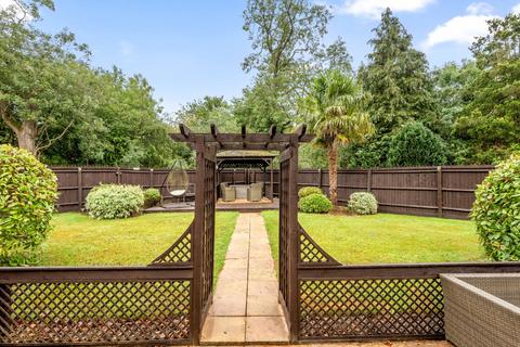 5 bedroom detached house for sale, Stretton Hall, Leicester LE2