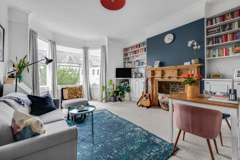 2 bedroom flat for sale, Pandora Road, West Hampstead, London, NW6