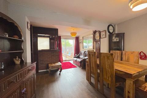 3 bedroom semi-detached house for sale, Turnstone Drive, Wolverhampton WV10
