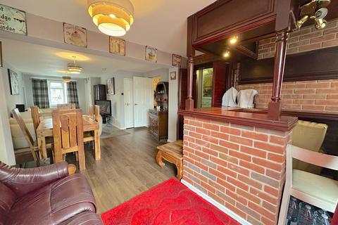 3 bedroom semi-detached house for sale, Turnstone Drive, Wolverhampton WV10