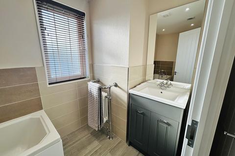 2 bedroom park home for sale, Tingdene Regency Leedons Park, Broadway WR12
