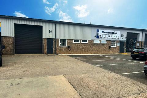 Warehouse to rent, Brassey Clos Peterborough PE1 2AZ