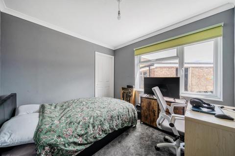 undefined, Knaphill,  Woking,  Surrey,  GU21