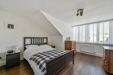undefined, Benson Quay, Wapping, London, E1W