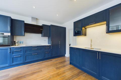 undefined, Temple Road, Buxton
