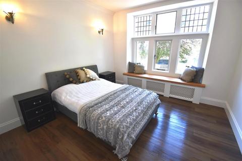 undefined, Temple Road, Buxton