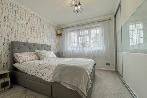 37 Epsom Walk, Hereford, HR4 9NJ
